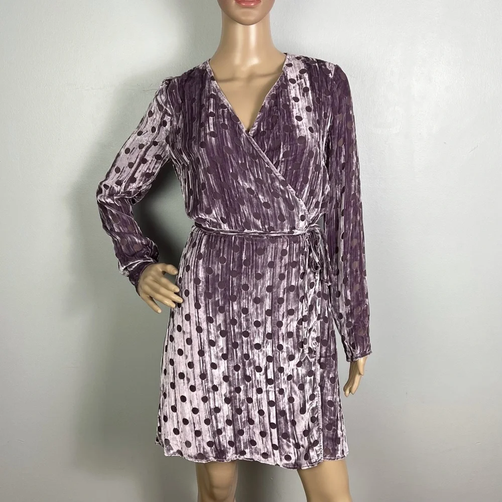 NEW HOUSE OF HOLLAND PURPLE VELVET POLKA DOT WRAP MINI DRESS - Picture 2 of 8